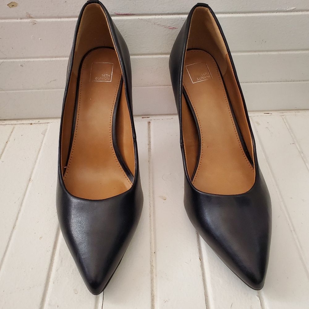 14th and Union black heels